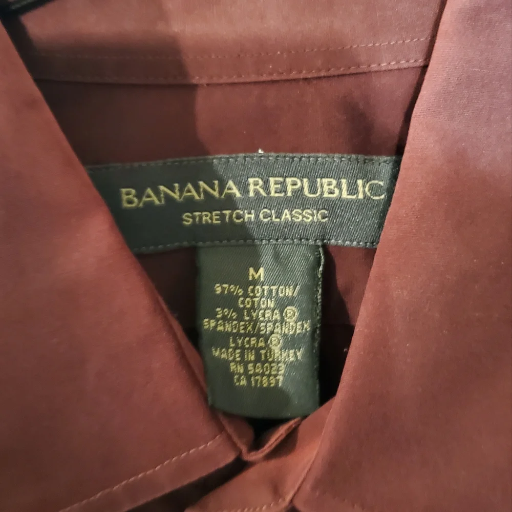 Banana Republic Dress Shirt Size M